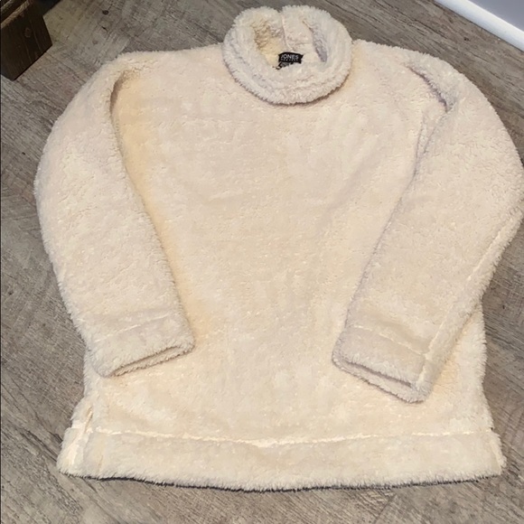 NEW Women’s Jones Sherpa pull over MEDIUM - Picture 1 of 6